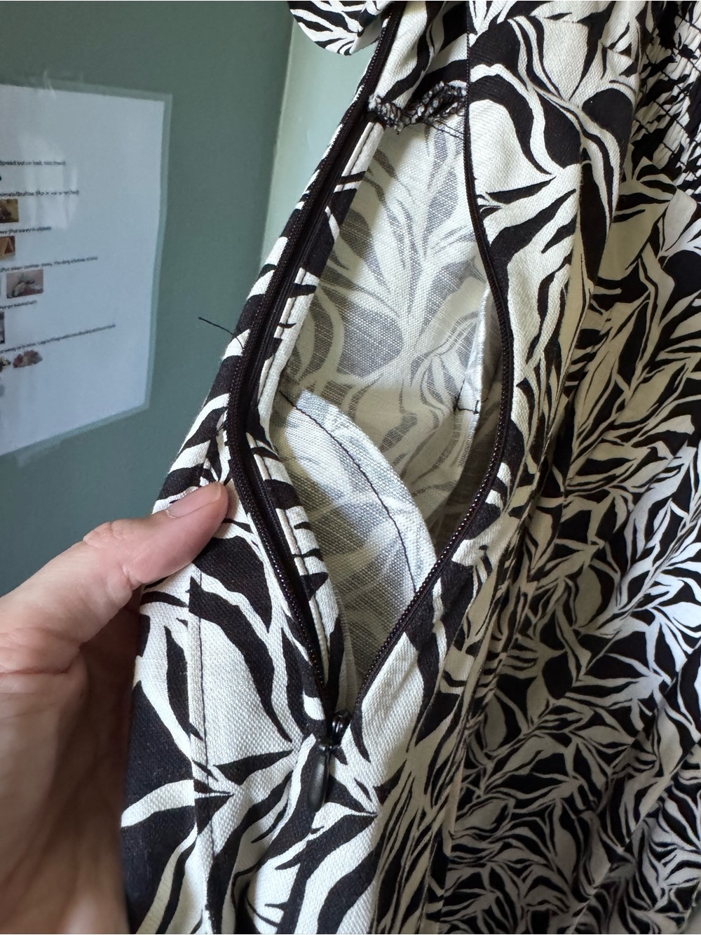 Target Black and White Leaf-Print Midi Dress - Picture 2 of 6